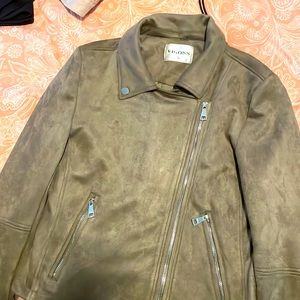 Vigoss medium soft jacket